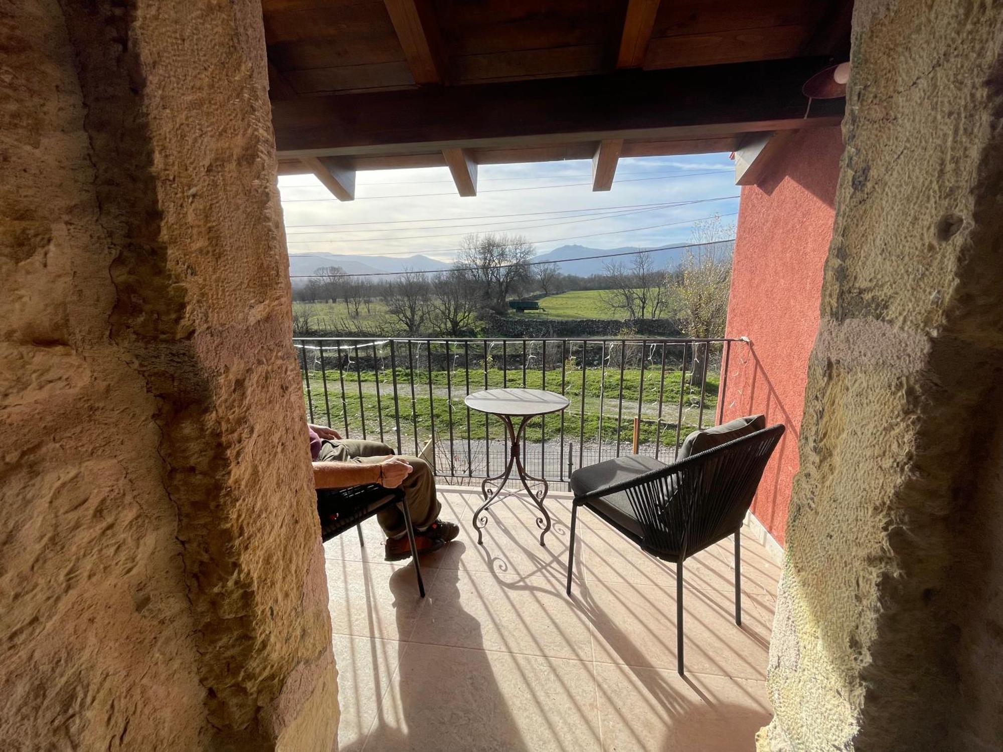 La Casa Del Cantero Pinilla del Valle Экстерьер фото