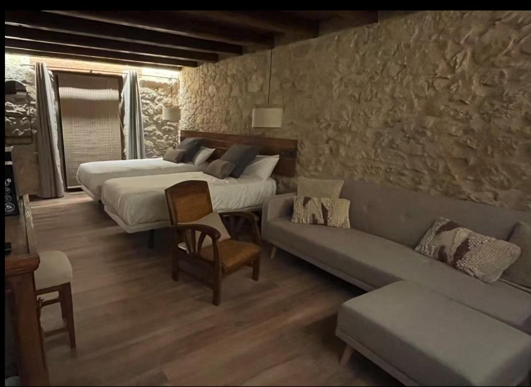 La Casa Del Cantero Pinilla del Valle Экстерьер фото