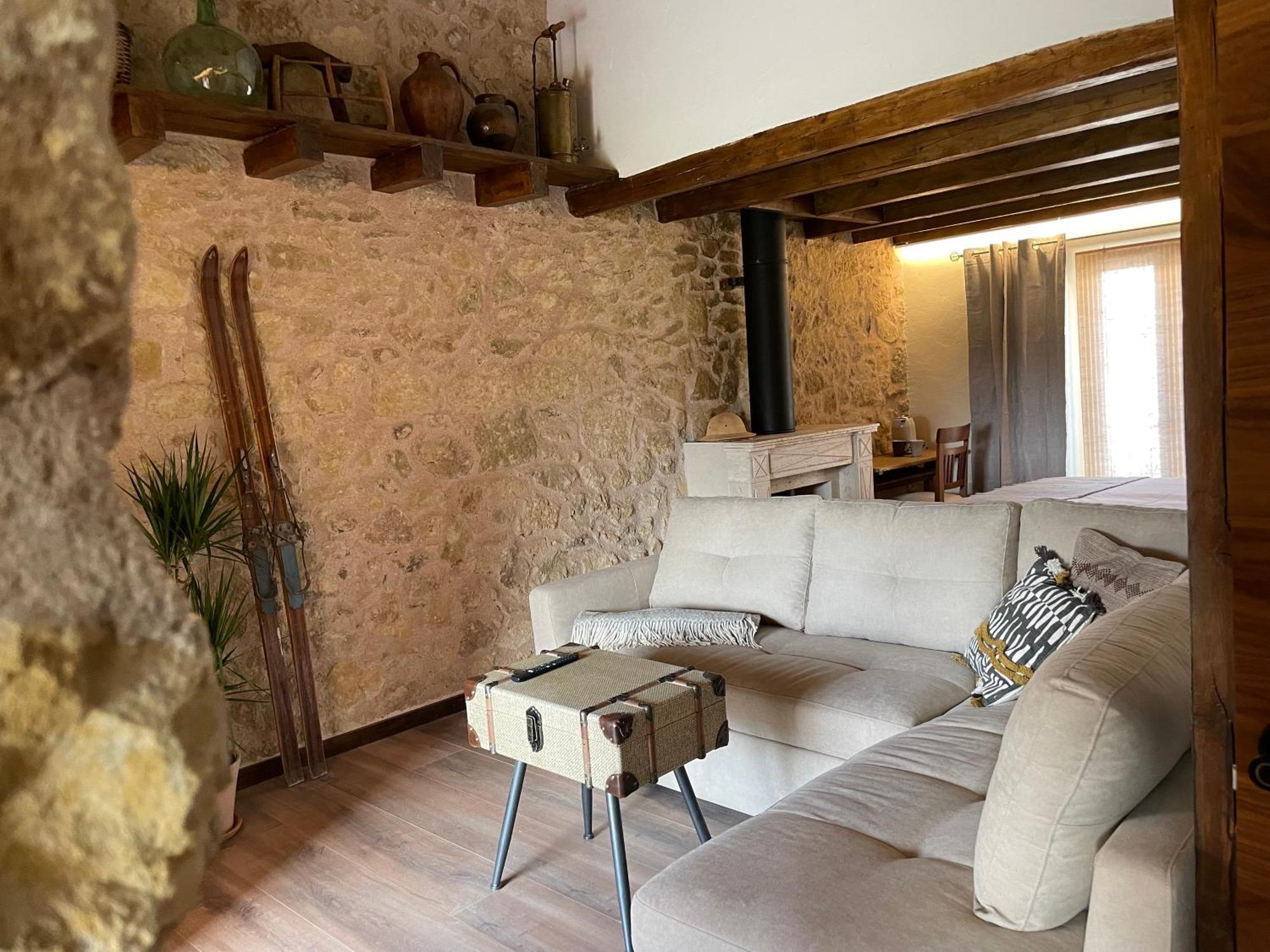 La Casa Del Cantero Pinilla del Valle Экстерьер фото